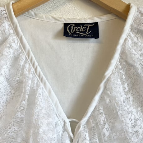 〈vintage〉lace sleeve blouse