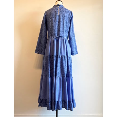 〈vintage〉liberty pattern onepiece with rabbit button