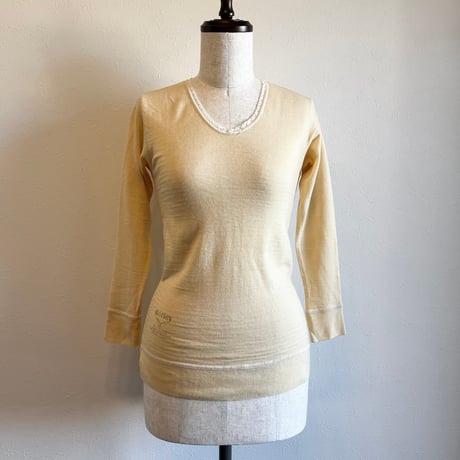 〈vintage〉made in England / wool cutsew