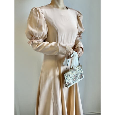 〈vintage〉back button & gigot sleeves dress