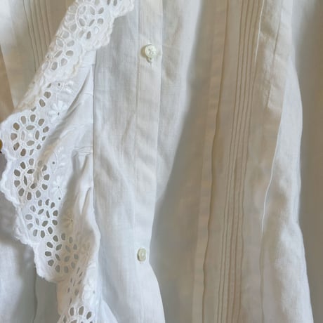 〈vintage〉round collar cotton blouse