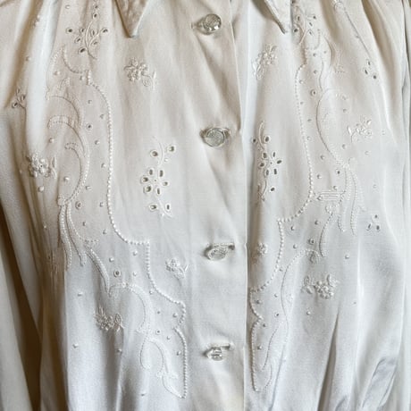 〈1940s vintage〉cutwork & embroidery blouse
