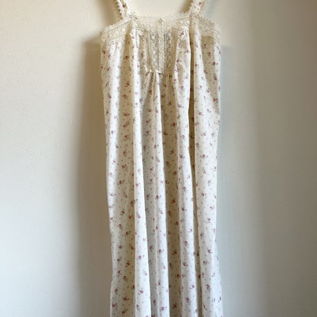 〈vintage〉made in USA/petit rose pattern onepiece