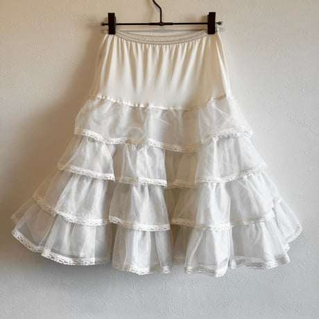 〈vintage〉tulle tiered panier