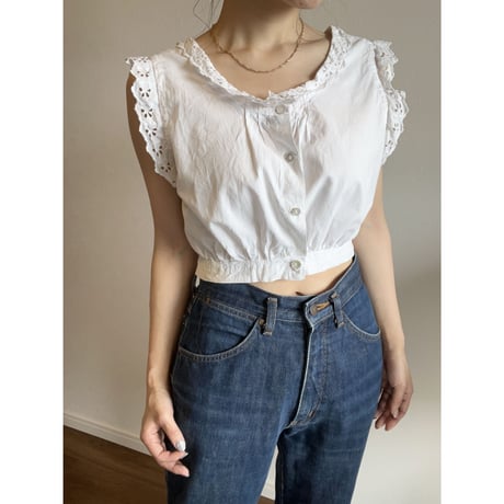 〈vintage〉eyelet sleeve tip blouse