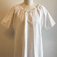 〈antique〉scalloped edge & embroidery cotton onepiece