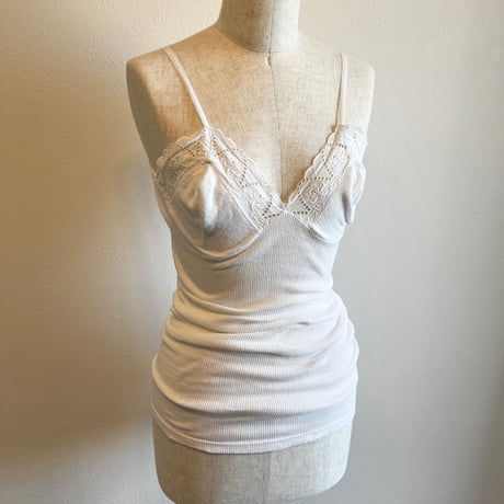 〈vintage〉rose embroidery Euro camisole