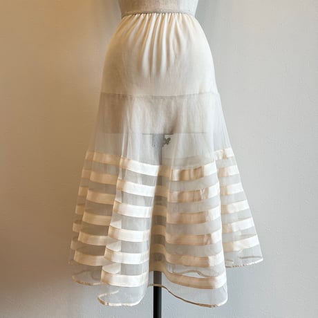 〈vintage〉skirt with panniers