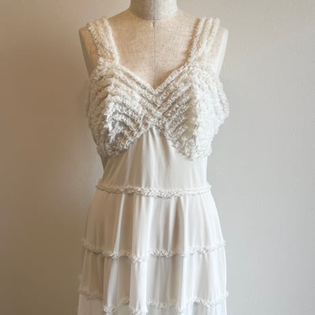 〈vintage〉teared frill onepiece