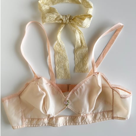 〈vintage〉peach pink sheer bra