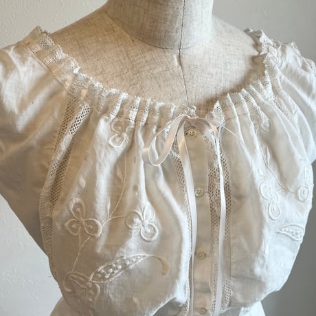 〈antique〉rudder lace & embroidery corsetcover blouse