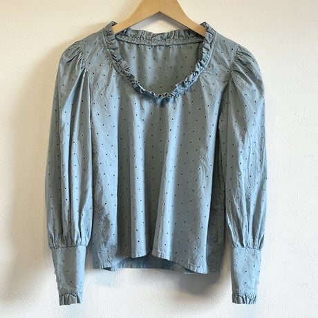〈vintage〉eyelet cotton volume sleeve tops