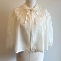 〈vintage〉butter color bed jacket