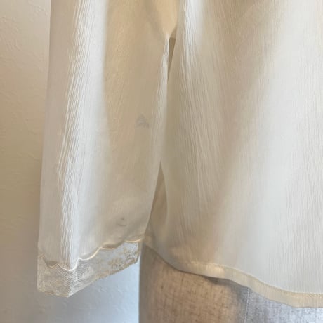 〈vintage〉butter color bed jacket