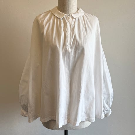〈antique〉volume sleeve cotton blouse
