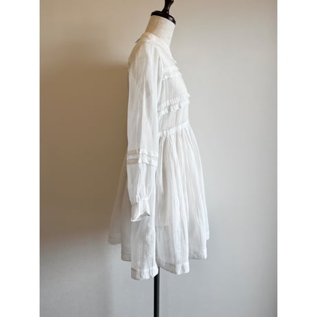 〈antique〉communion onepiece half length