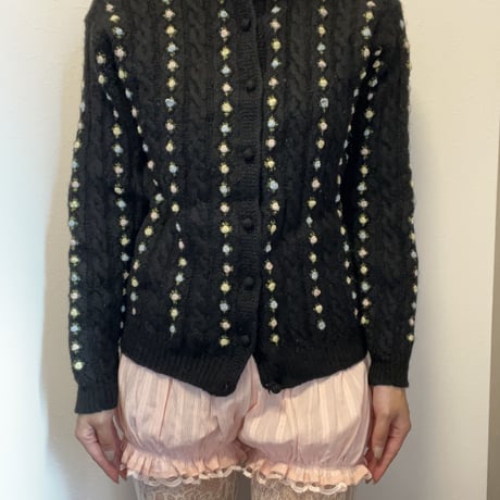 〈vintage〉 black cable cardigan with baryon rose stitch