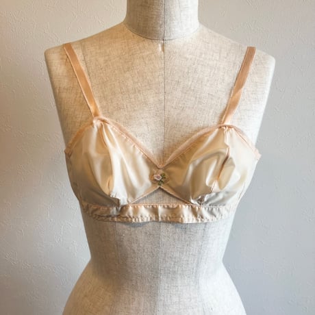 〈vintage〉peach pink sheer bra