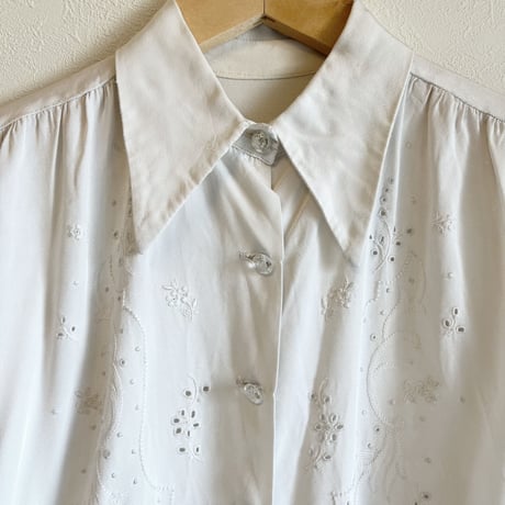 〈1940s vintage〉cutwork & embroidery blouse