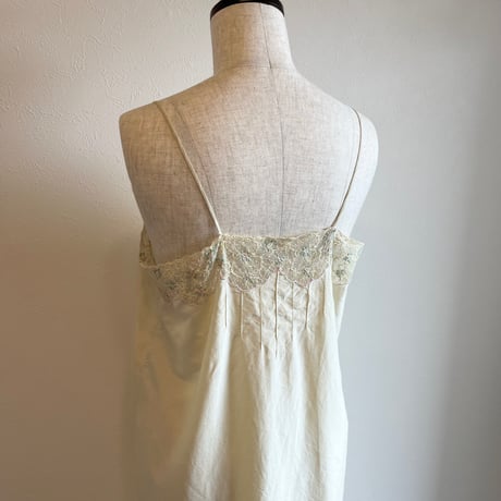 〈vintage〉made in Italy / rose embroidery onepiece