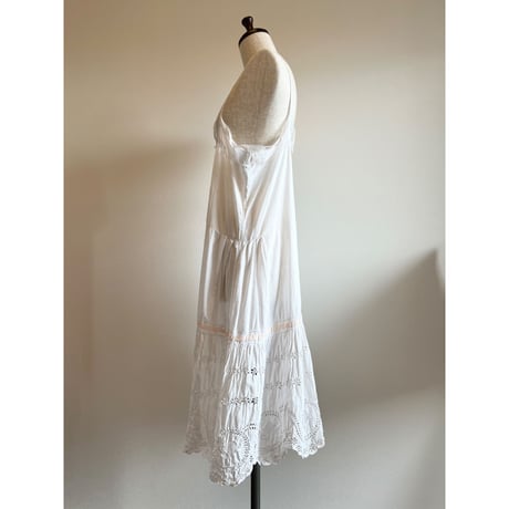 〈antique〉ladder lace hem onepiece