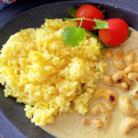 カレー・スープ・デザートに　カレーの壺　ココナッツミルク