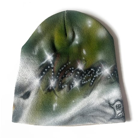 Peaceful bird beanie