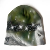 Peaceful bird beanie