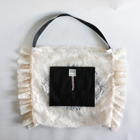 embroidery lace bag  (black doily)