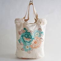 "upcycle" vintage embroidery bucket bag  (ecru)