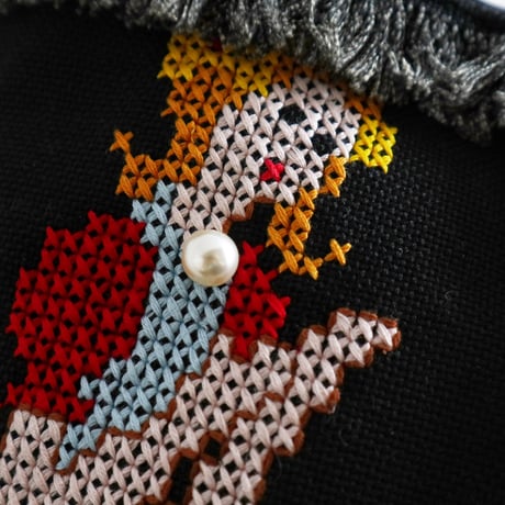 embroidery wood handle bag  (character)