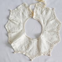 upcycle vintage embroidery collar