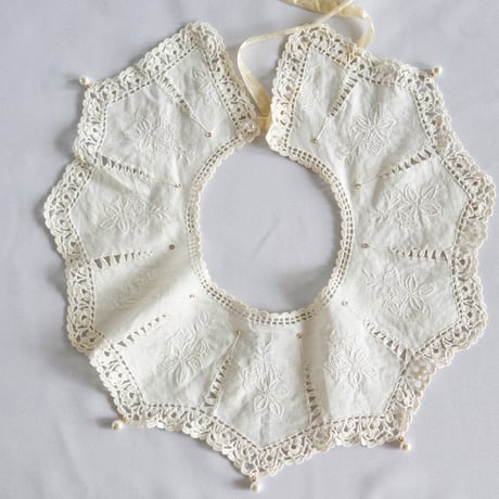 upcycle vintage embroidery collar