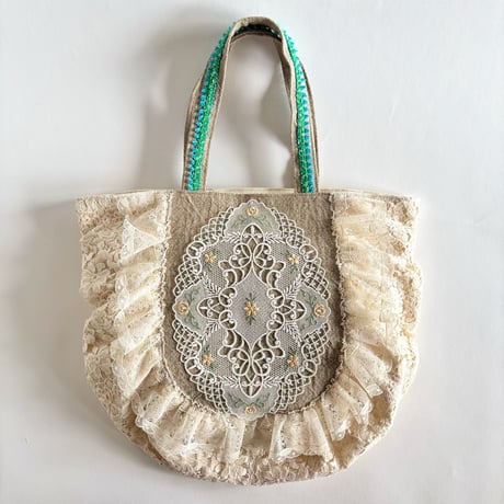 flower embroidery gather bag  "B"