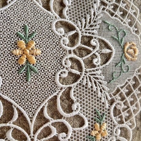 flower embroidery gather bag  "B"