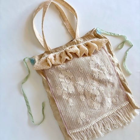 "upcycle" vintage lace  bag  (pale yellow)