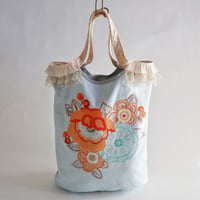 "upcycle" vintage embroidery bucket bag  (mint blue)