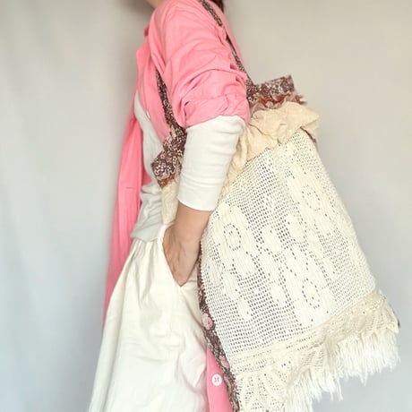 "upcycle" vintage lace  bag  (old rose)
