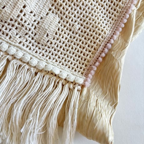 "upcycle" vintage lace  bag  (pale yellow)