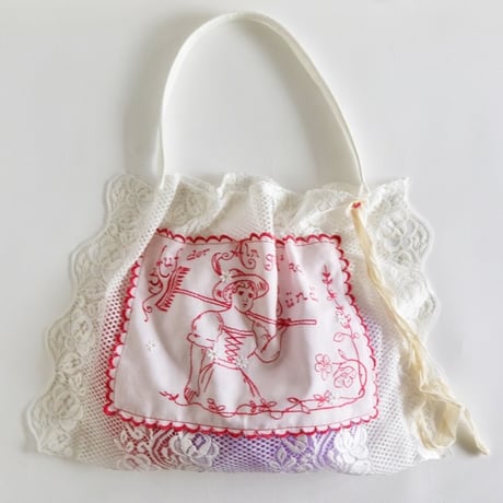 "upcycle" vintage embroidery lace bag  (woman)
