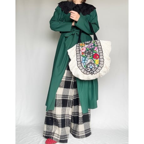 flower embroidery gather bag