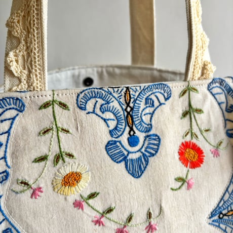 flower embroidery gather bag  ”A"
