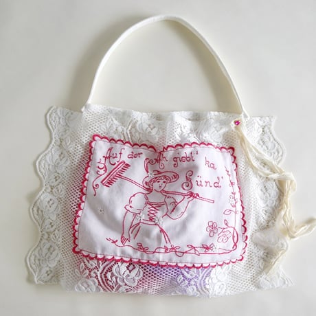 "upcycle" vintage embroidery lace bag  (woman)