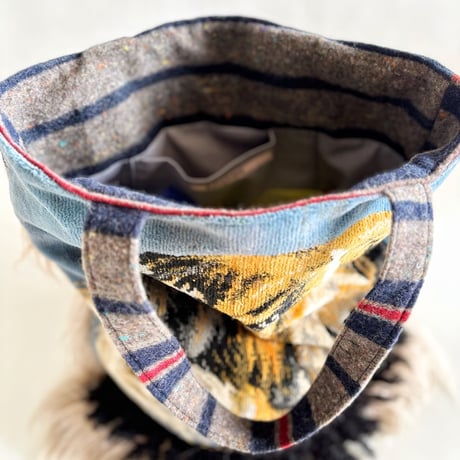 "upcycle" vintage  bag  (dog)