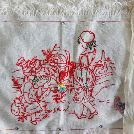 embroidery lace bag  (sisters)