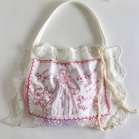 "upcycle" vintage embroidery lace bag  (man)