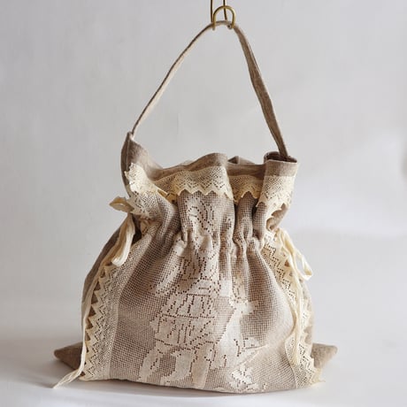 itarian linen drawstring 2way bag (vintage lace)