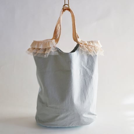 "upcycle" vintage embroidery bucket bag  (mint blue)
