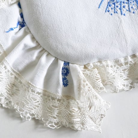 embroidery bag  (lady)