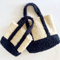rum fur tote bag (black)